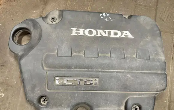 Honda CR-V Engine cover (trim)