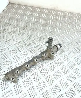 Opel Astra J Fuel main line pipe 