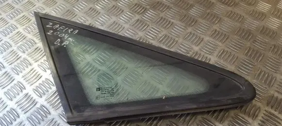 Opel Zafira A Front door vent window glass four-door 