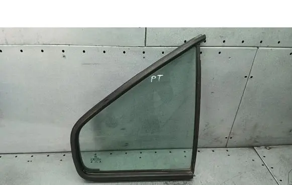 Volkswagen Bora Rear door window glass 