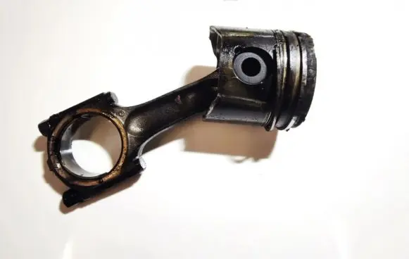 Peugeot Expert Piston with connecting rod