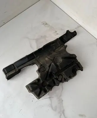 Audi A5 Sportback 8TA Heat shield in engine bay 04L103954G 0311736A