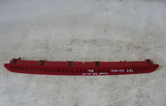 Volkswagen PASSAT B8 Third/center stoplight 3G9945087A