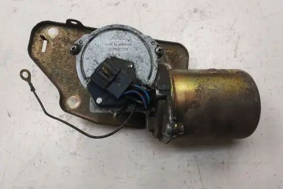 Suzuki Swift Cultus Wiper motor 38101-80E00