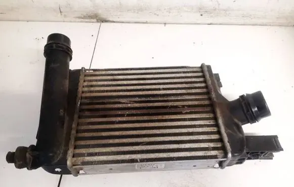 Dacia Sandero Intercooler radiator 144963014r 14461b680e