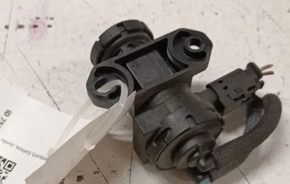 BMW 3 E90 E91 Turbo solenoid valve 3024389 850932302