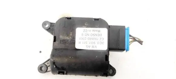 Volkswagen Golf VI Air flap motor/actuator 3C0907511R CZ1168802901