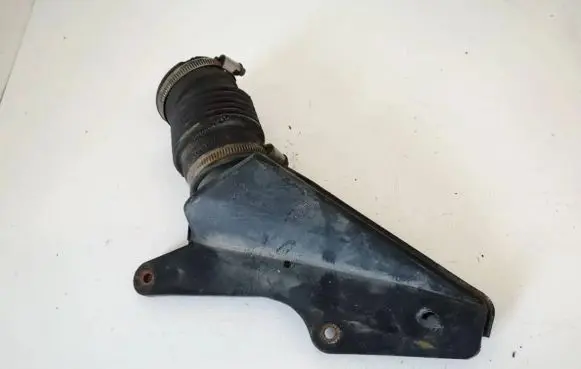 Opel Agila A Air intake hose/pipe 1376584e50 13765-84e50