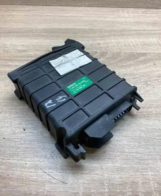 Audi 80 90 B3 Engine control unit/module ECU 0280800104 811906264