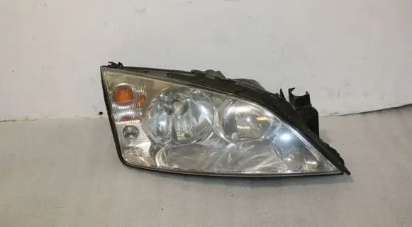Ford Mondeo Mk III Headlight/headlamp 1S7113005SE 0301174204