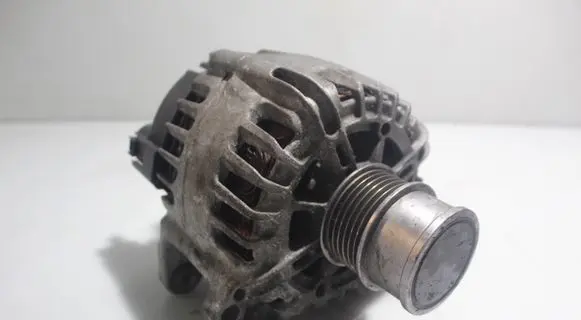 Skoda Fabia Mk3 (NJ) Generator/alternator 04E903015
