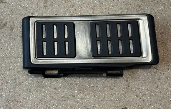Volkswagen Golf VII Foot rest pad/dead pedal 5Q1864551