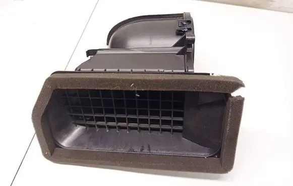 Dacia Sandero Air intake duct part 5S4721400