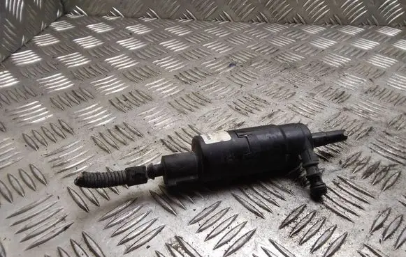 Volkswagen Transporter - Caravelle T5 Headlight washer pump 3B7955681