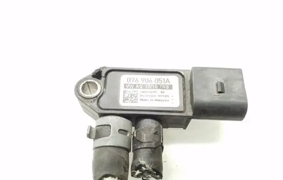 Audi A3 S3 8P Air pressure sensor 076906051A