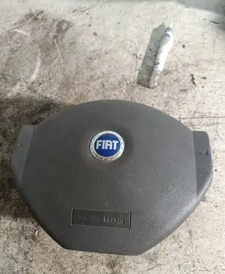 Fiat Panda II Steering wheel airbag 735411159 S070871214 30370775C
