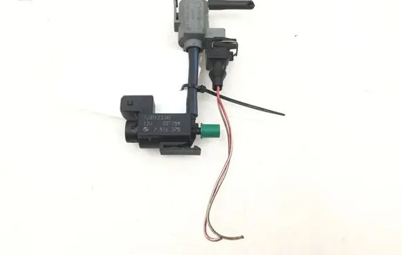 BMW 7 E65 E66 Turbo solenoid valve 7516375