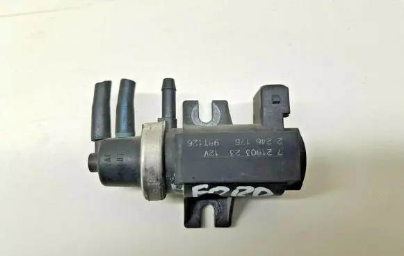 Ford Focus Vacuum valve 72190323