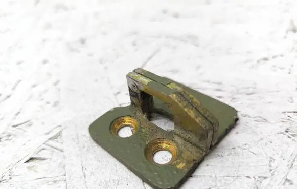 Volvo 340 - 360 Rear door lock loop/hook striker 
