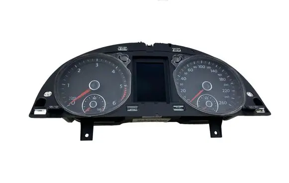 Volkswagen PASSAT B7 Speedometer (instrument cluster) 3AA920870J