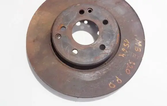 Mercedes-Benz E W210 Front brake disc ventiliuojamas