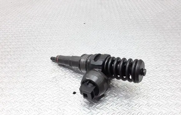 Seat Toledo III (5P) Fuel injector 038130073AG