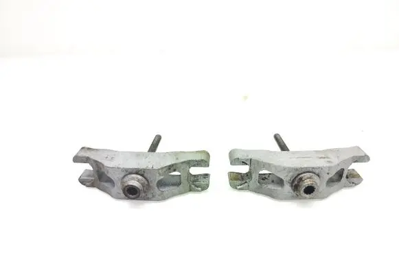 Volkswagen Transporter - Caravelle T5 Fuel Injector clamp holder 03L216