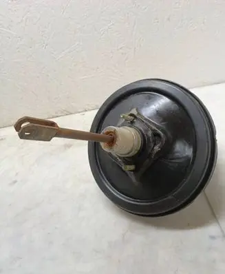 Opel Astra G Brake booster 90498034