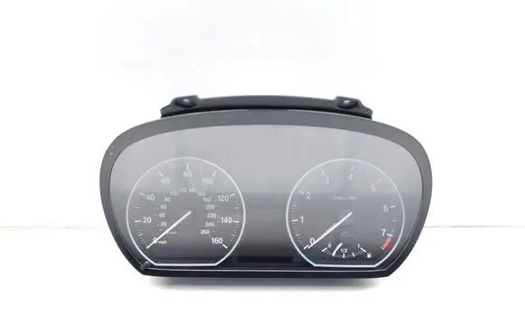 BMW 3 E90 E91 Speedometer (instrument cluster) 9166816 102496585 916681602