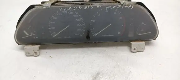 Mazda 323 F Speedometer (instrument cluster) BS07B
