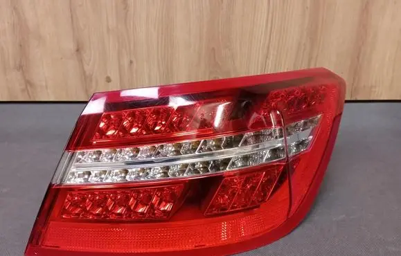 Mercedes-Benz E A207 Rear/tail lights 2079060258 A2079060258
