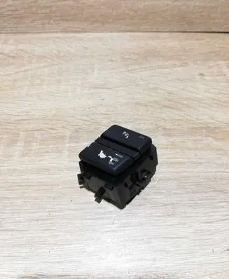 BMW 5 E60 E61 Seat heating switch 9159077