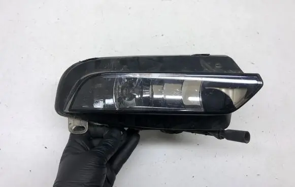 Audi A3 S3 8V Front fog light 8V0941700C 1NE01083210