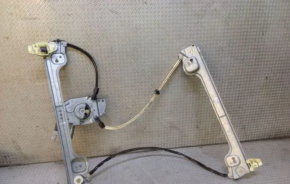 Sliding door window regulator with motor