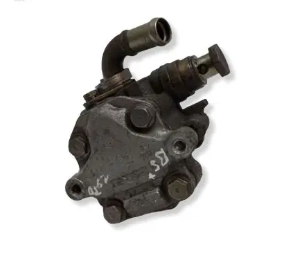 Volkswagen PASSAT B5.5 Power steering pump 8D0145177Q
