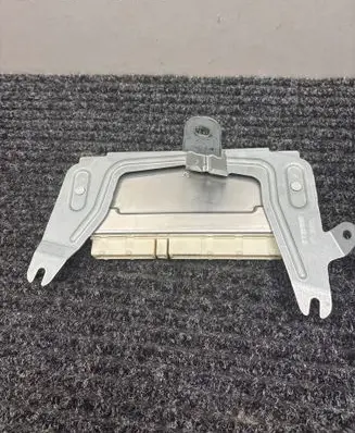 Mercedes-Benz EQC Air suspension control unit module (rear) A2139006231