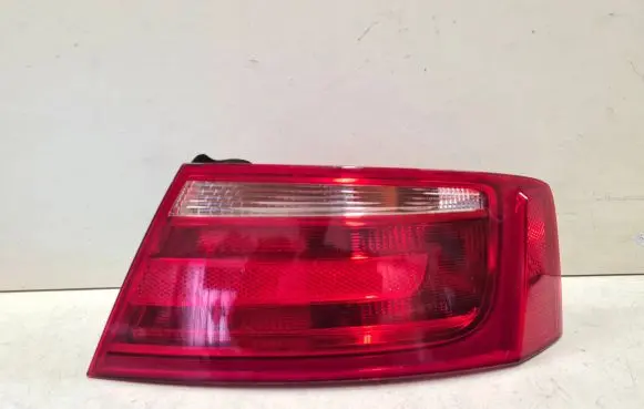 Audi A5 8T 8F Rear/tail lights 8T8945096E AU483 21230211