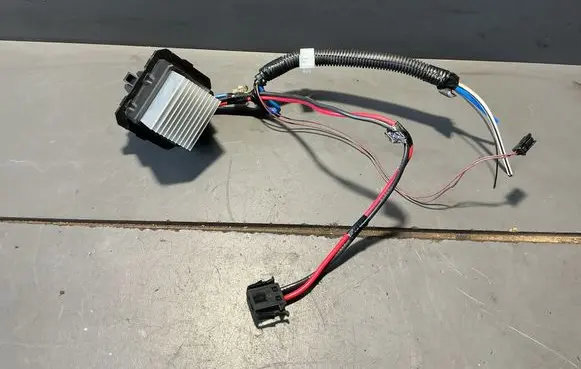 Toyota Aygo AB40 Heater blower motor/fan resistor VLCL29DC11N 235N17389ABE 235N17389XB2