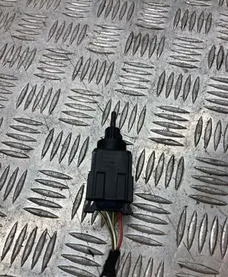 Audi A3 S3 8P Brake pedal sensor switch 3B0945511A