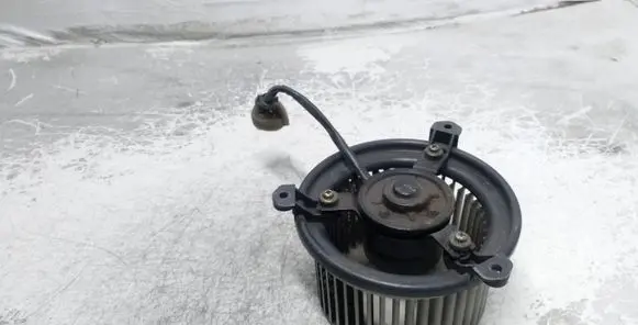 Mitsubishi Pajero Heater fan/blower