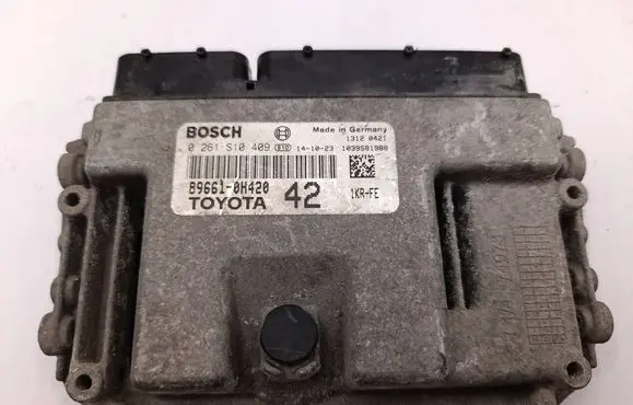 Citroen C1 Engine control unit/module ECU 0261S10409 1039S81988 896610H420