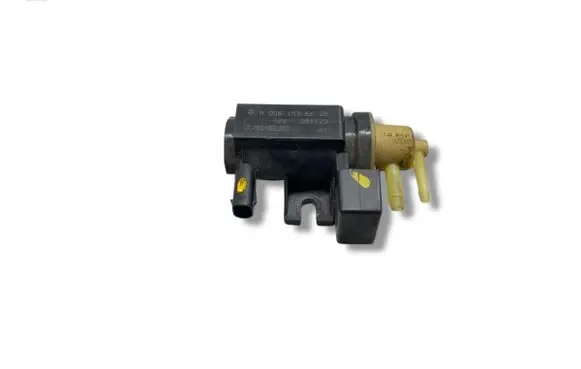Mercedes-Benz B W245 Turbo solenoid valve A0061536628 08T123 70078202