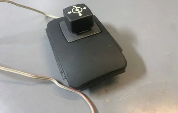 BMW 7 E65 E66 Steering wheel adjustment switch 6911536