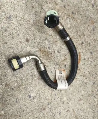 Ford Explorer VI Fuel injector supply line/pipe JL3E9E964AD 21042074606