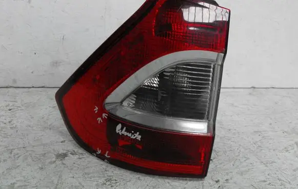 Ford Galaxy Rear/tail lights 6M2113405EG