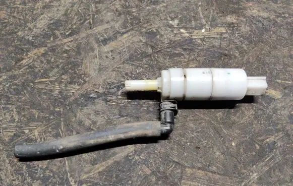 Mercedes-Benz E W211 Headlight washer pump 
