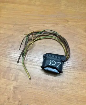 BMW 1 F20 F21 Headlight/headlamp wiring loom/harness 6925638