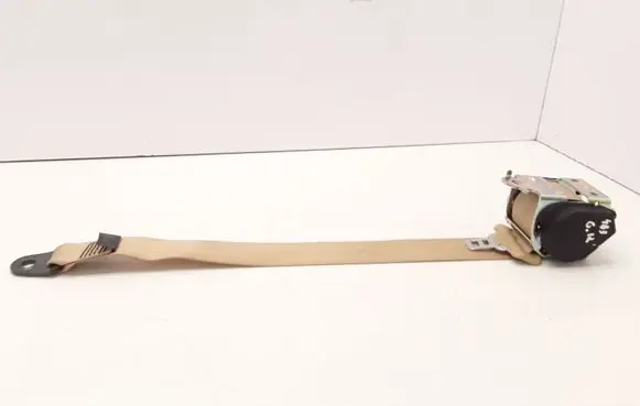 Peugeot 607 Rear seatbelt 6040724 8411155