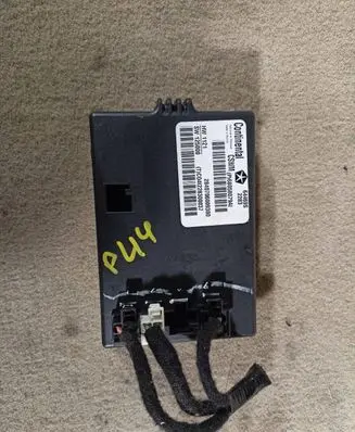 Chrysler Town u0026 Country V Seat control module 68058079AI