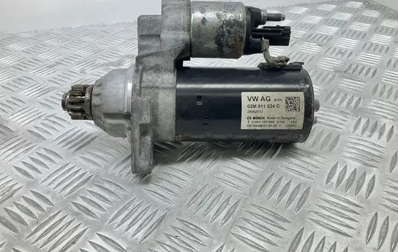 Audi Q3 8U Starter motor 02M911024C